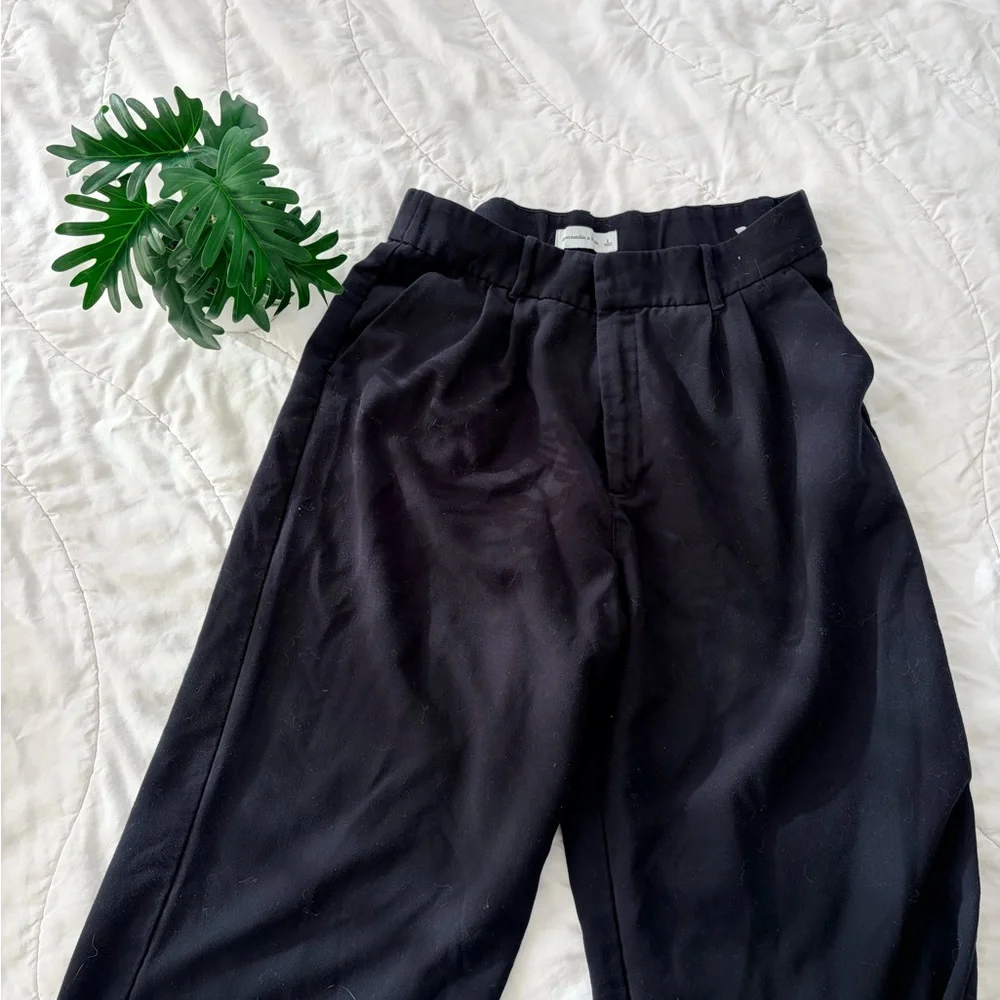 A&F Tailored Wide Leg Black Women's Pants - Picture 3 of 4